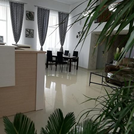 Hotel Holiday Victoria Victoria  Εξωτερικό φωτογραφία