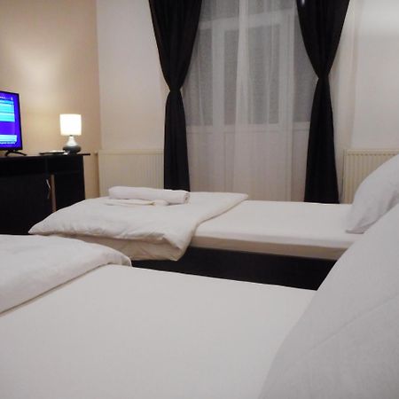 Hotel Holiday Victoria Victoria  Εξωτερικό φωτογραφία