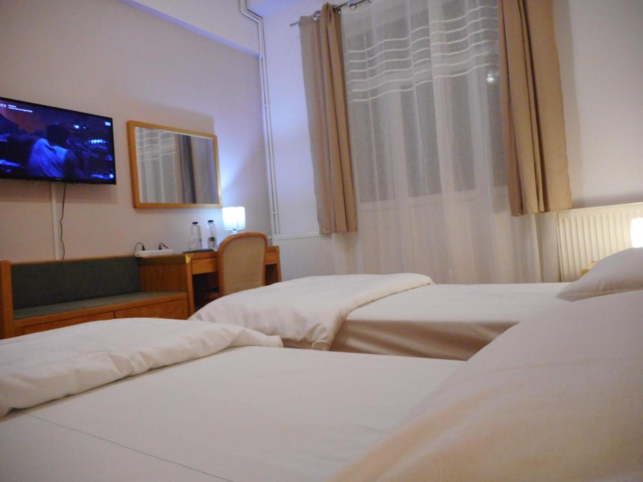 Hotel Holiday Victoria Victoria  Εξωτερικό φωτογραφία