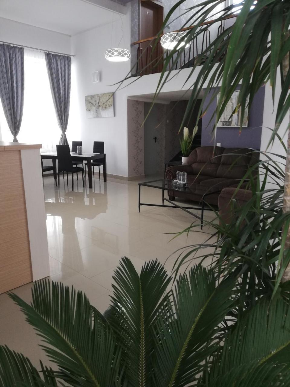 Hotel Holiday Victoria Victoria  Εξωτερικό φωτογραφία