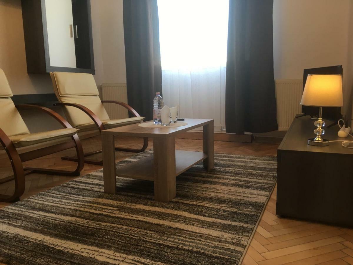 Hotel Holiday Victoria Victoria  Εξωτερικό φωτογραφία